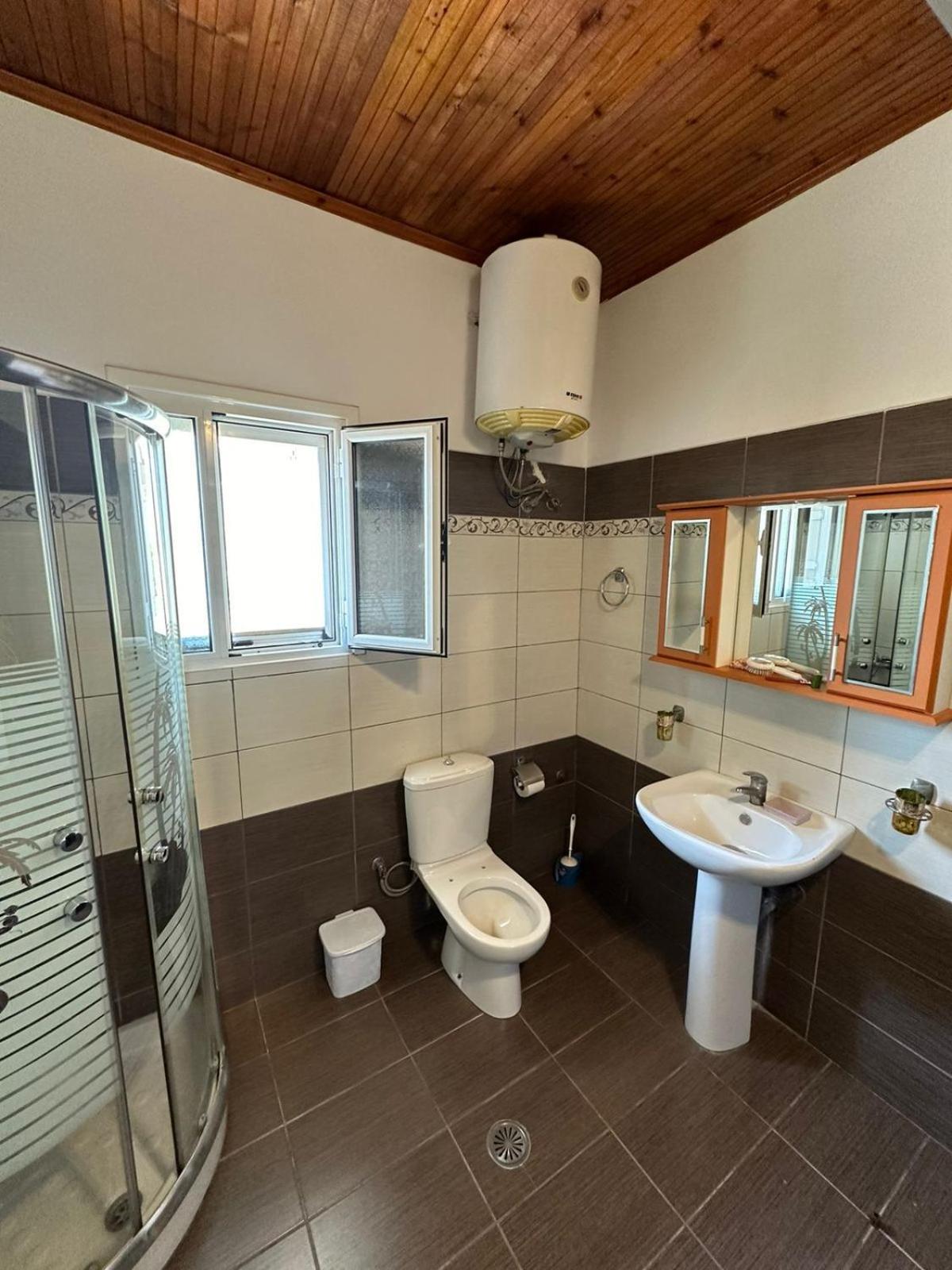Apartments Berti Saranda Zewnętrze zdjęcie